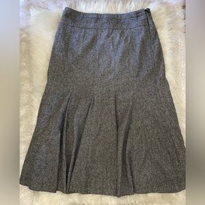 Darjoni Gray Flowy Maxi Wool Skirt with Slip